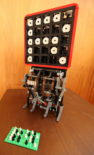 Illustration for article titled Mechanical LEGO Display Is Another Level Of Awesomeness